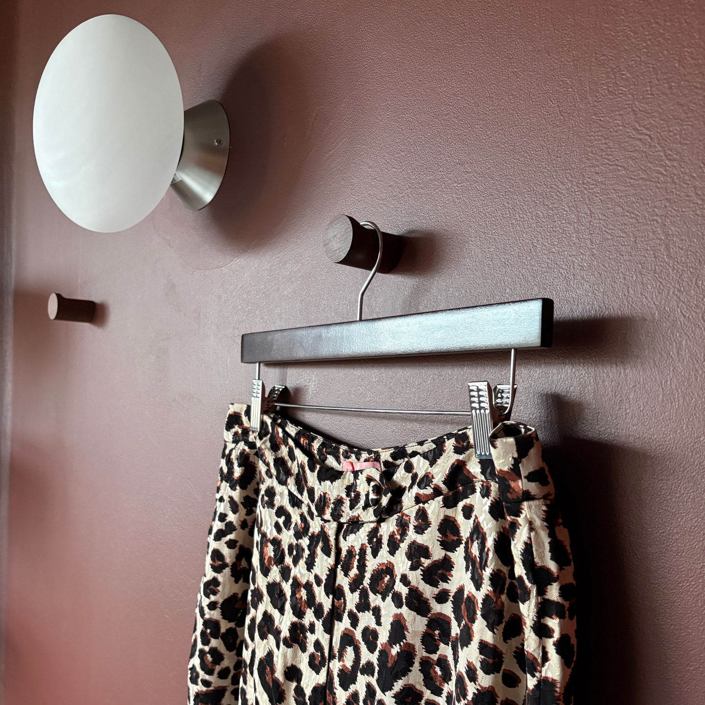 KITRI Animal Print Feather Edge Trousers