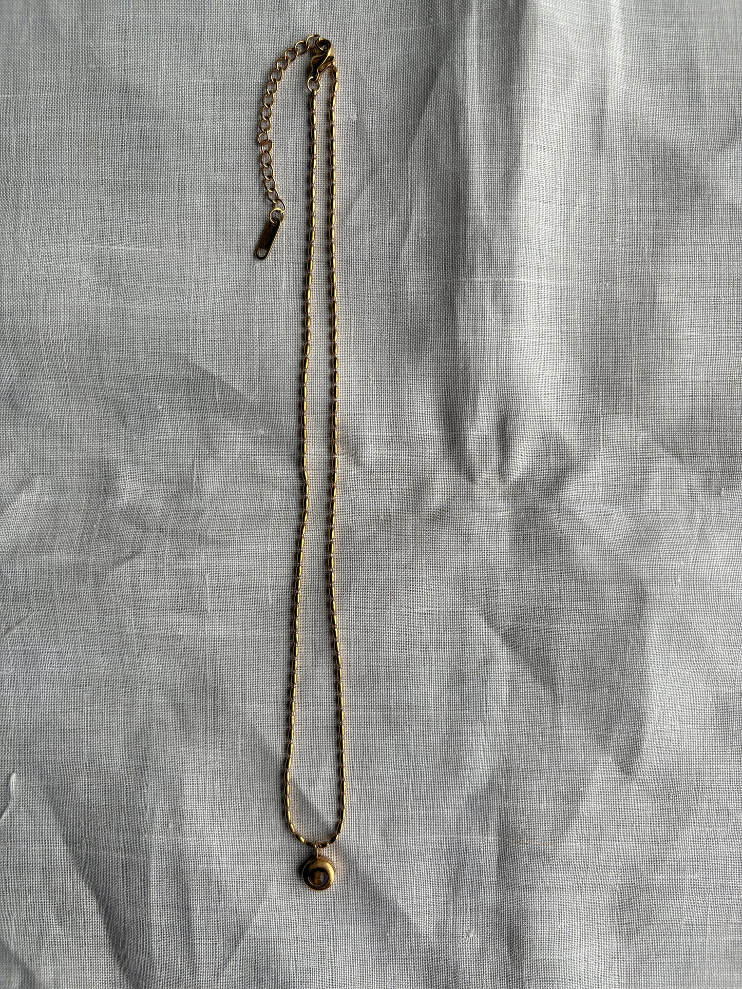 Vintage Gold Delicate Chain Necklace with Amber Stone