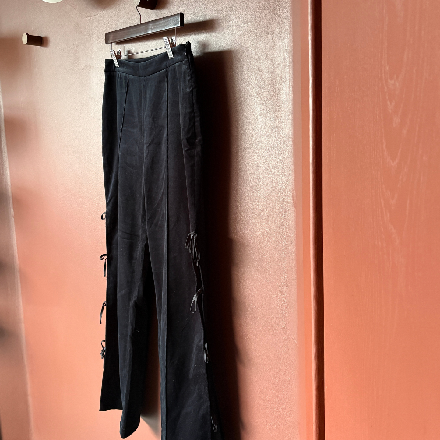 KITRI Black Velvet Bow Trousers