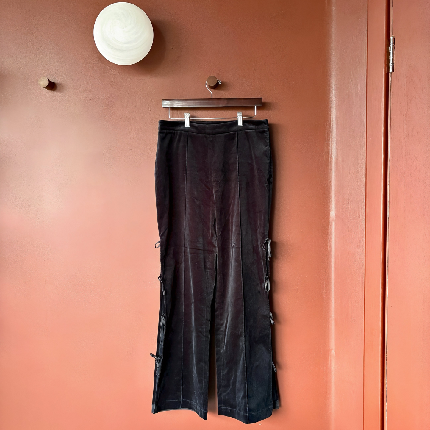 KITRI Black Velvet Bow Trousers