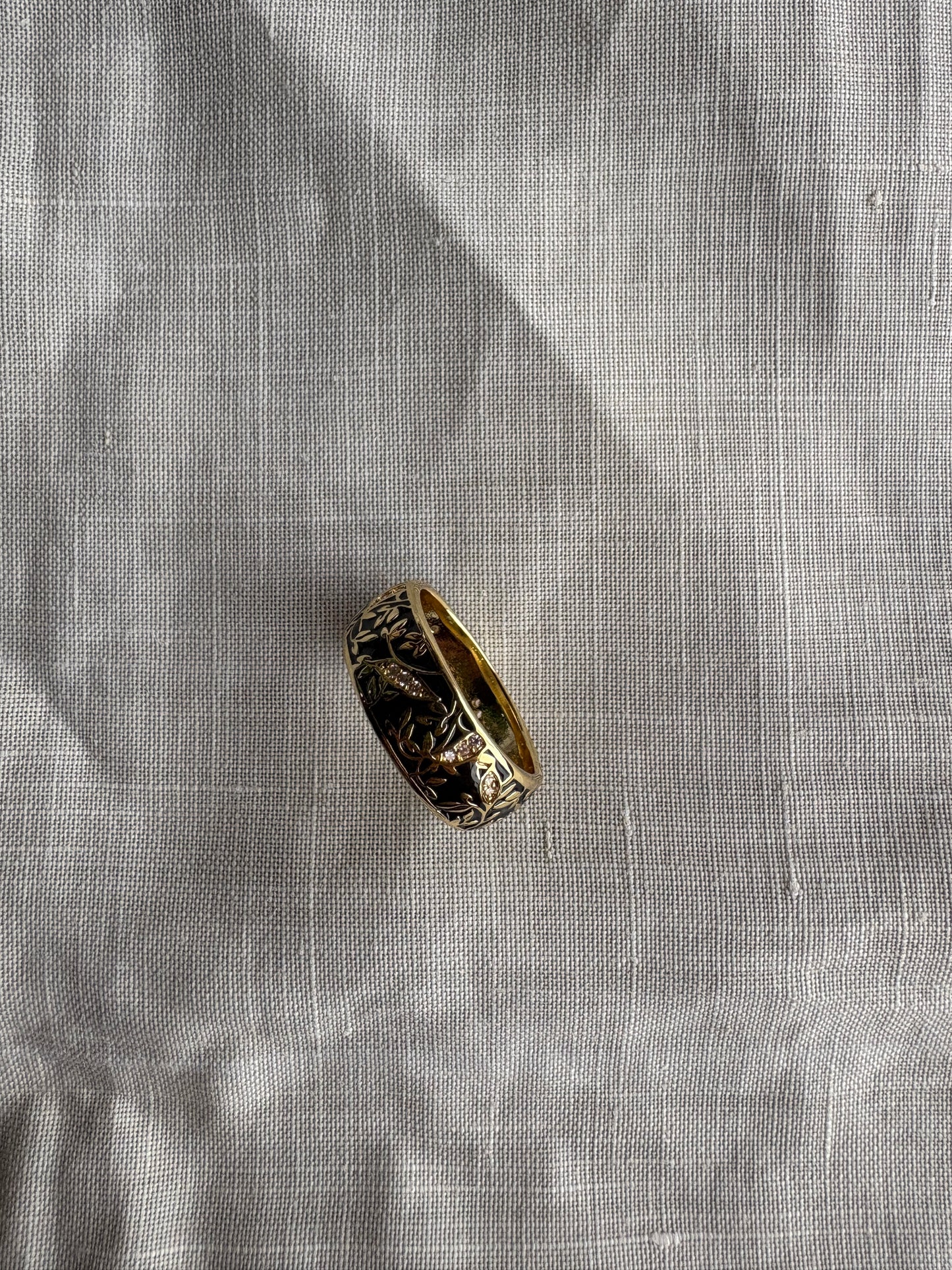 Vintage Ornate Gold Band Ring