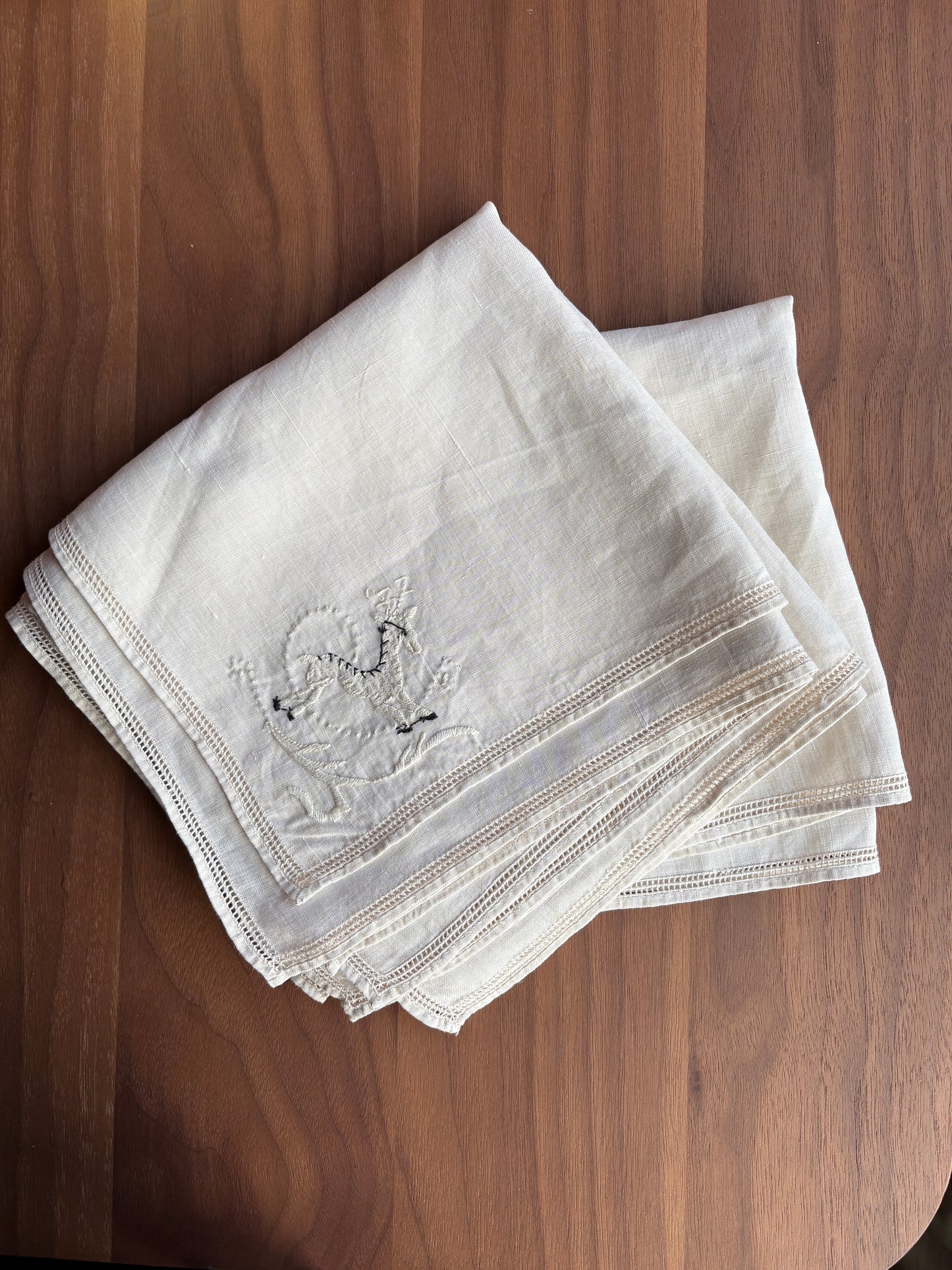 Vintage White Festive Embroidered Linen Napkins - set of 8