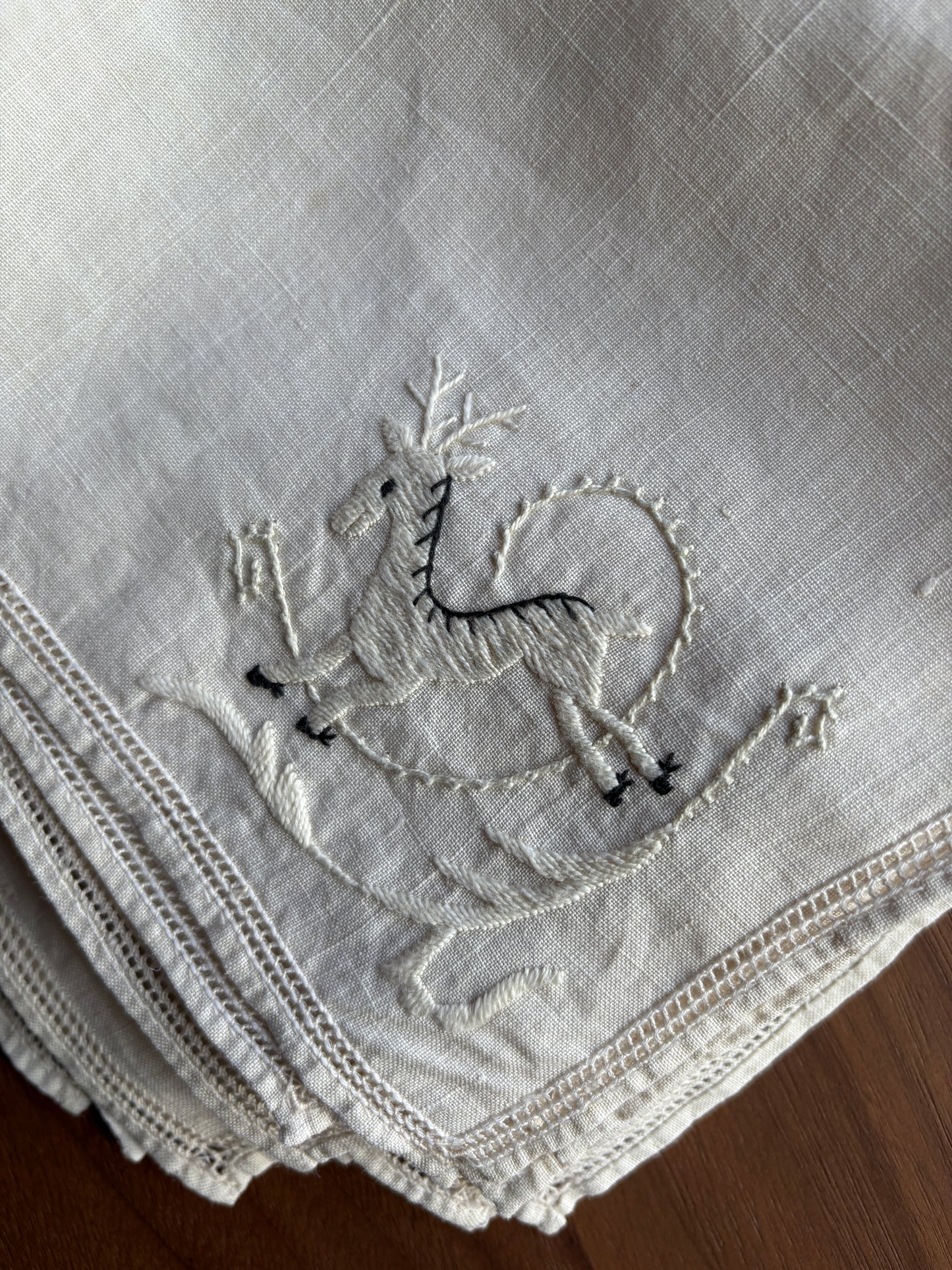 Vintage White Festive Embroidered Linen Napkins - set of 8