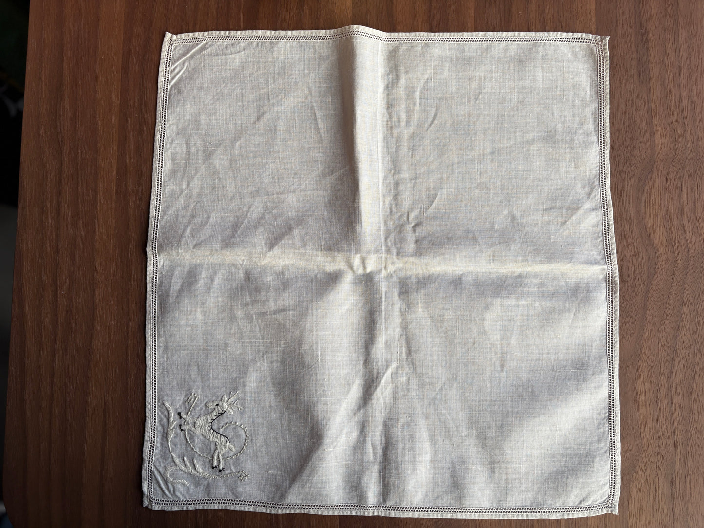 Vintage White Festive Embroidered Linen Napkins - set of 8